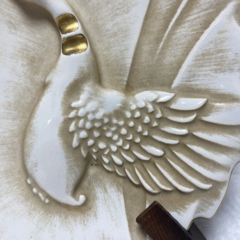 VTG Haeger Embossed Duck Goose White Plate Gold Tone Accent Decorative‎ Wall Art
